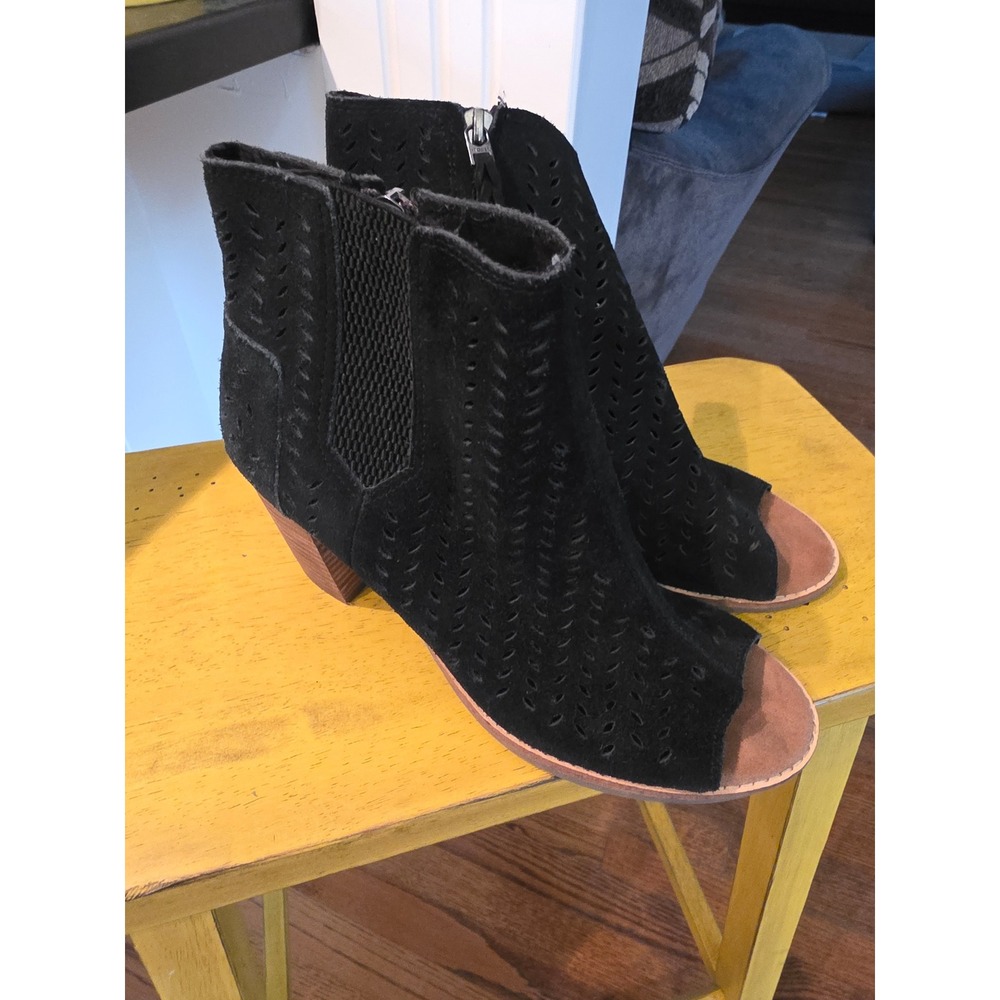 TOMS Majorca Black Suede Perforated Peep Toe Ankle Boots 8.5 10010013